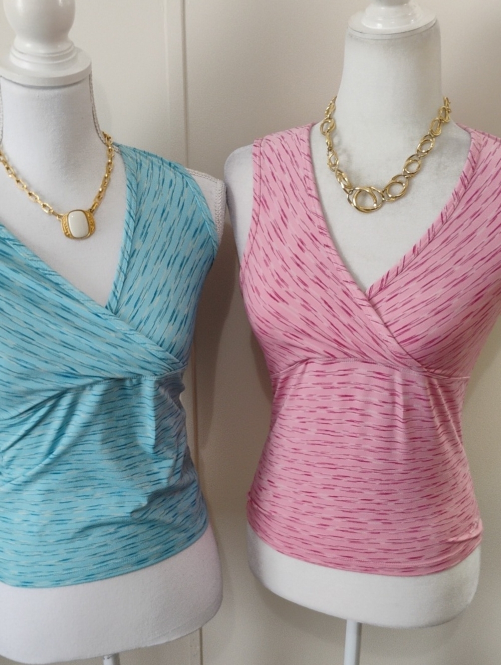 Champion Sleeveless V-Neck Ruched Tank Top - Pink & Blue